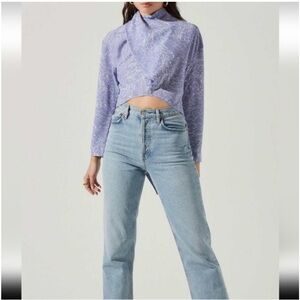 NWT ASTR Periwinkle Sketch Crop Floral Long Sleeve Blouse w/ Neck Tie Size Large